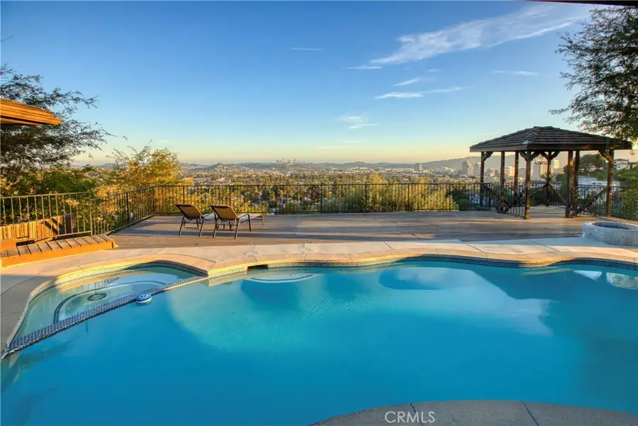 1625 Oakengate Drive, Glendale, CA 91207 - #2