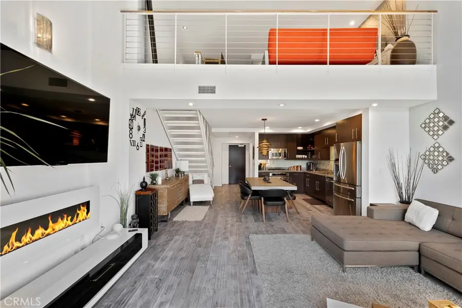 1100 Wilshire Boulevard #1707, Los Angeles, CA 90017 - #3