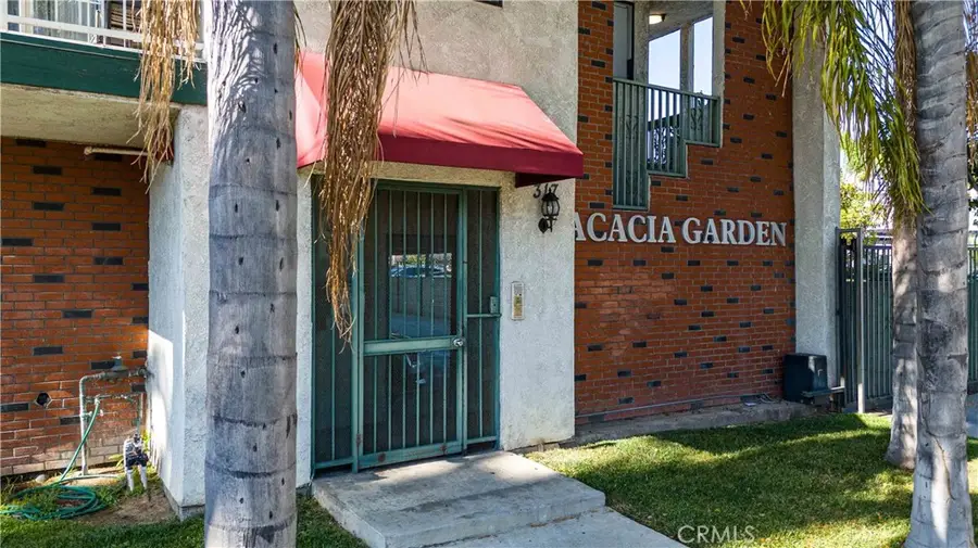 317 W Acacia #4, Glendale, CA 91204 - #3