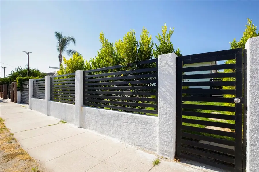 11031 Lull Street, Sun Valley, CA 91352 - #2