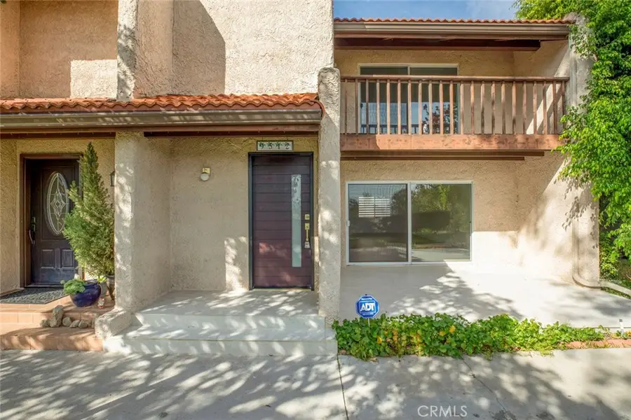 9512 Via Venezia, Burbank, CA 91504 - #2