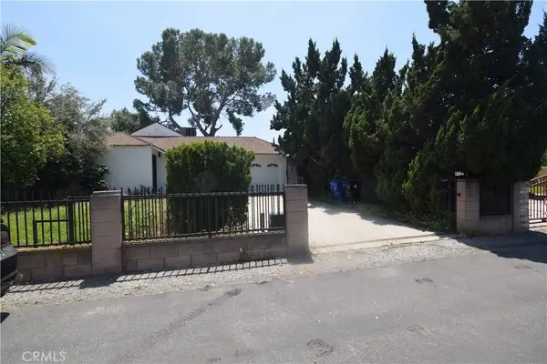 9930 Saticoy Street, Burbank, CA 91504