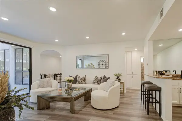 511 N Jackson #101, Glendale, CA 91206