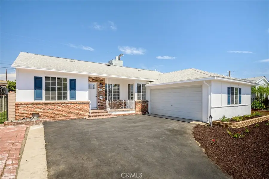 9506 Sandusky Avenue, Arleta, CA 91331 - #2