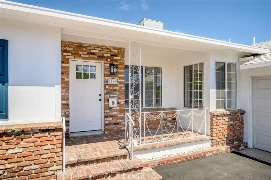 9506 Sandusky Avenue, Arleta, CA 91331 - #3