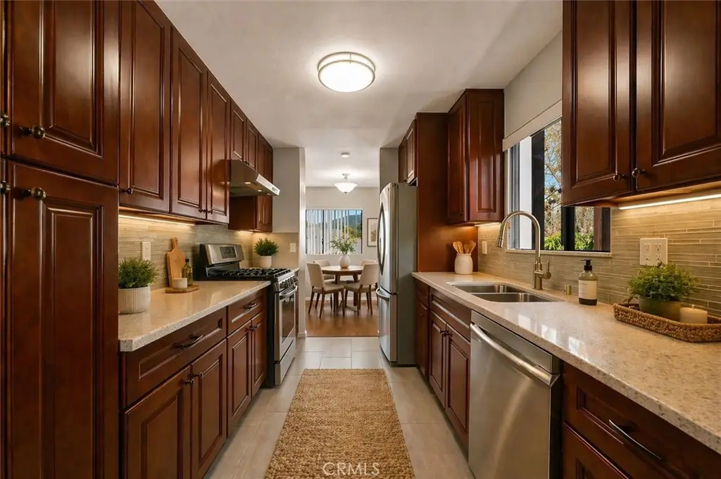 1304 Stanley #10, Glendale, CA 91206 - #1