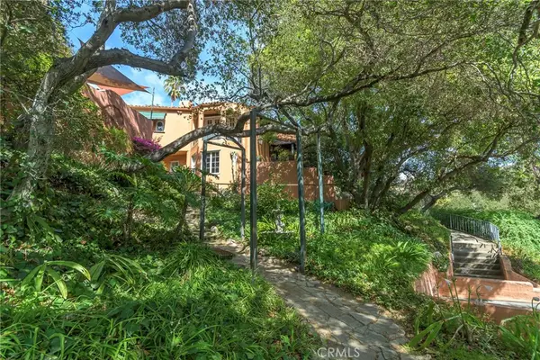 2401 Cascadia Drive, Glendale, CA 91206