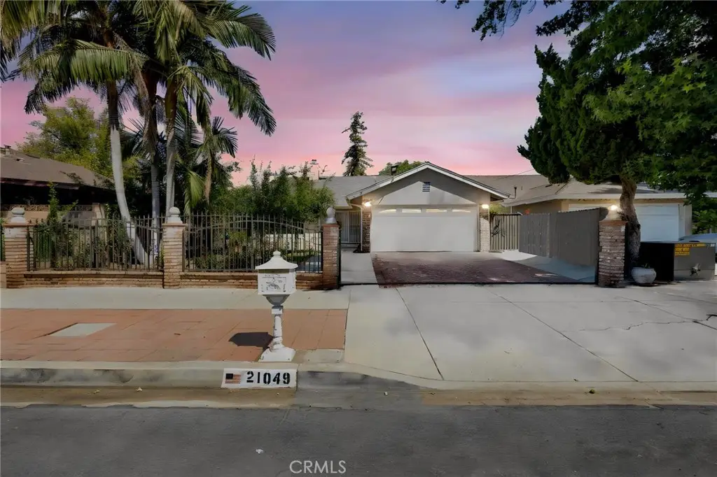 21049 Community, Canoga Park, CA 91304 - #1