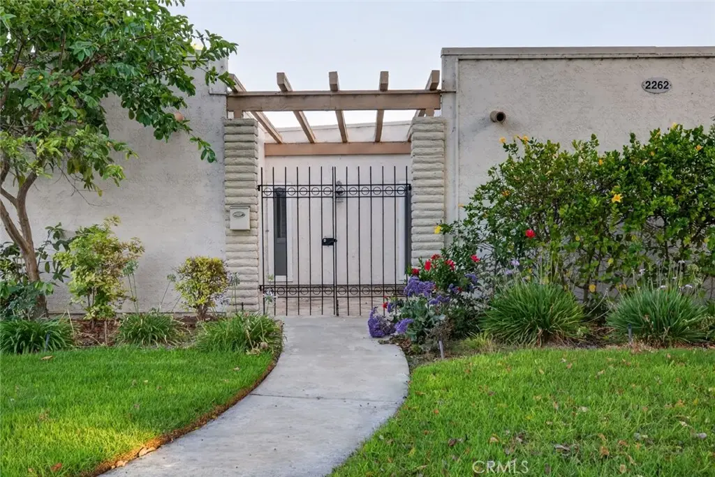 2262 Via Puerta #D, Laguna Woods, CA 92637 - #1