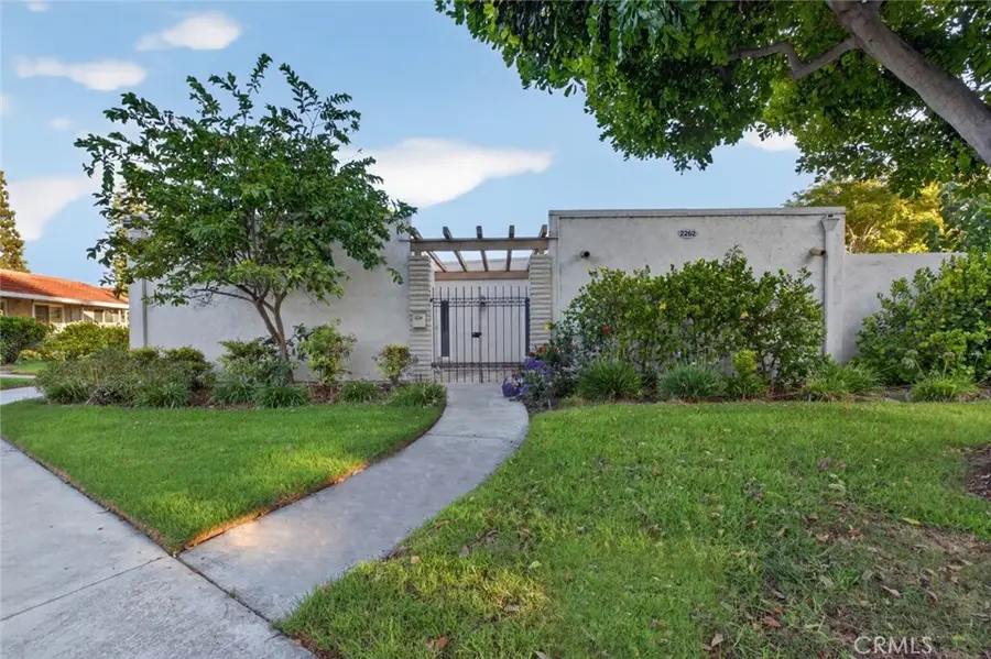 2262 Via Puerta #D, Laguna Woods, CA 92637 - #3