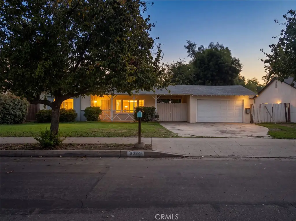 8034 Yolanda, Reseda, CA 91335 - #1