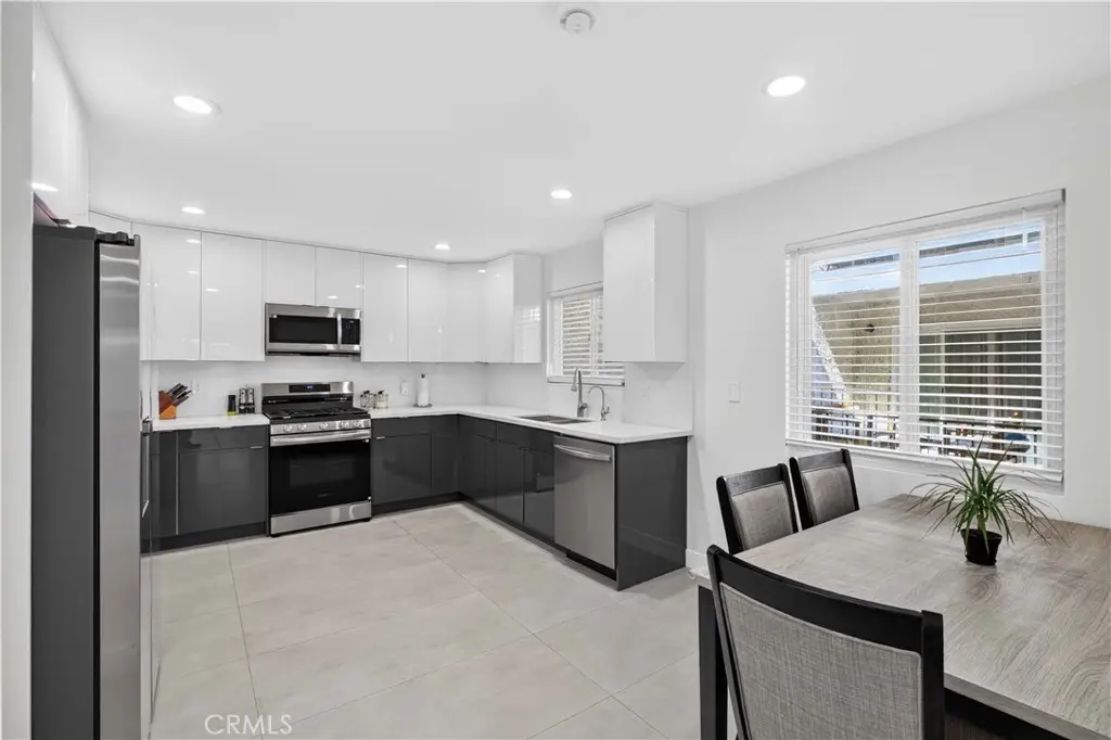 1344 5th #16, Glendale, CA 91201 - #1