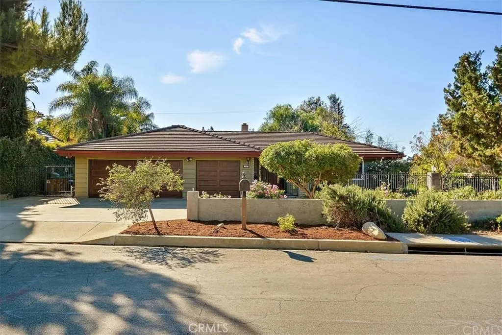 1002 Pomello, Claremont, CA 91711 - #1