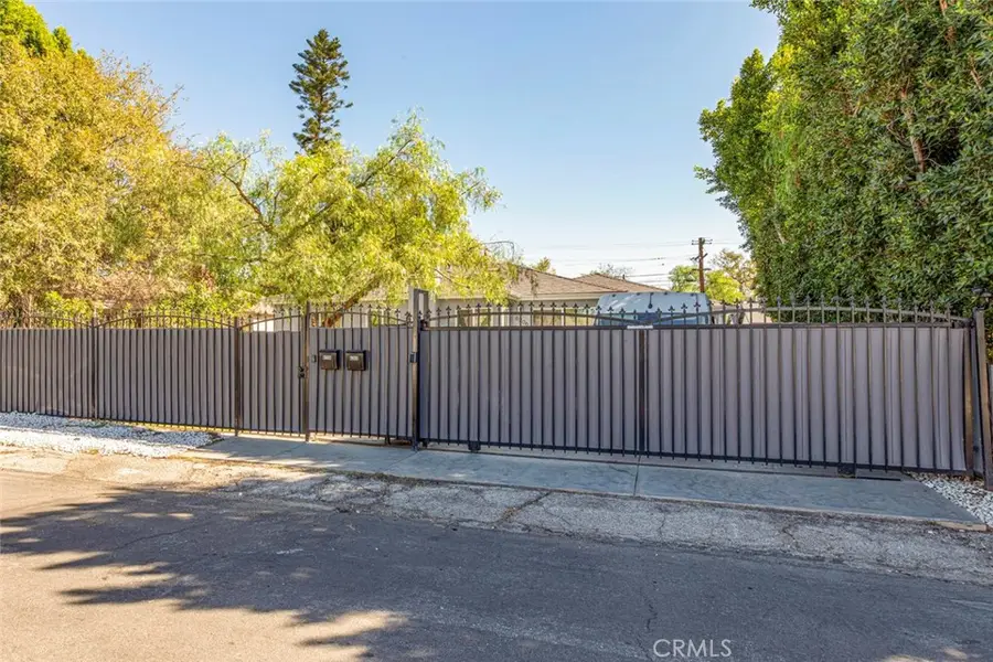 6206 Camellia, North Hollywood, CA 91606 - #2