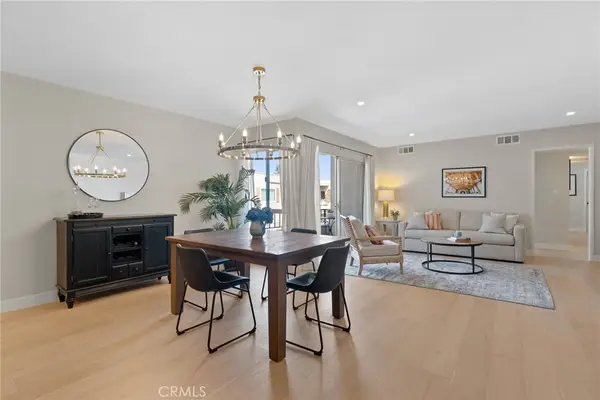 10707 Camarillo Street #314, Toluca Lake, CA 91602