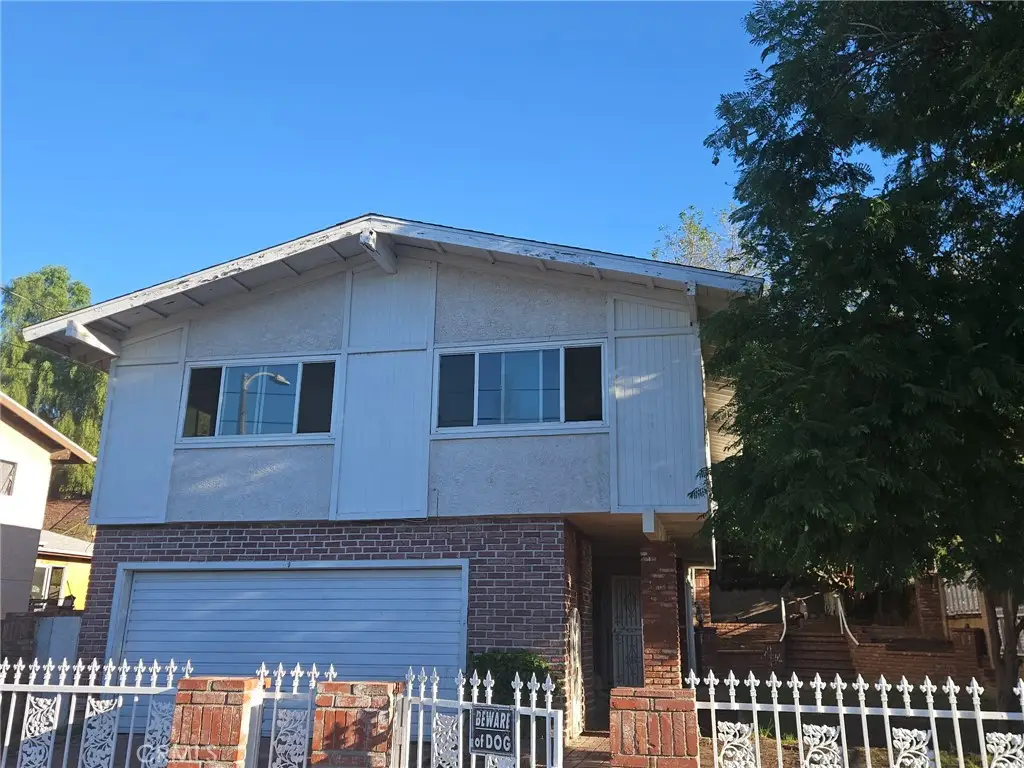 12710 Gain, Pacoima, CA 91331 - #1