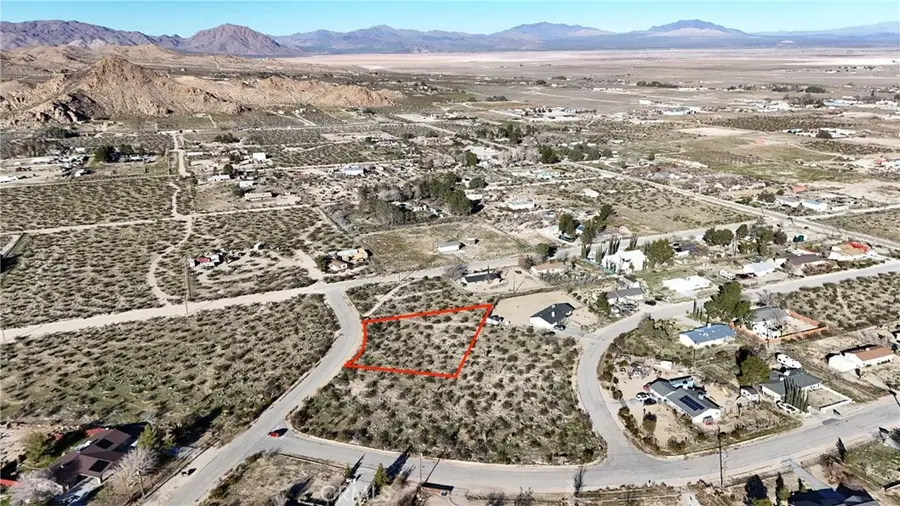 501 Sharon Avenue, Lucerne Valley, CA 92356 - #2