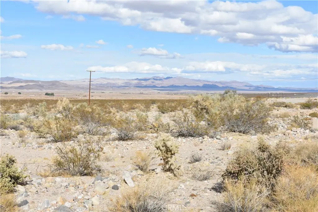 0 Apn 0435-073-11-0000, Apple Valley, CA 92307 - #1