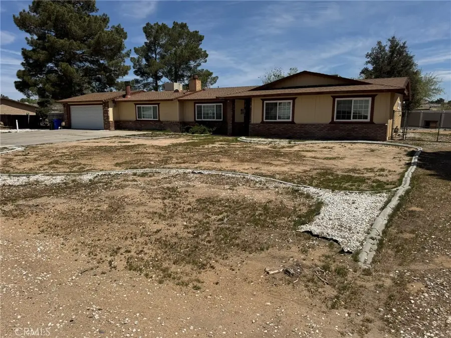 13771 Wawona Road, Apple Valley, CA 92307 - Image #2