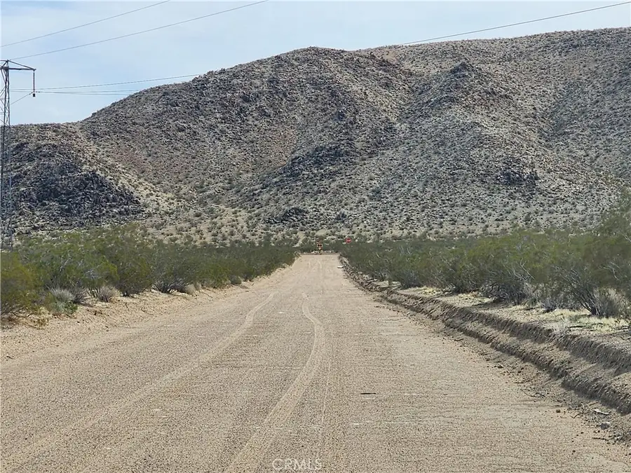 30280 Buchanan Street, Lucerne Valley, CA 92356 - #2
