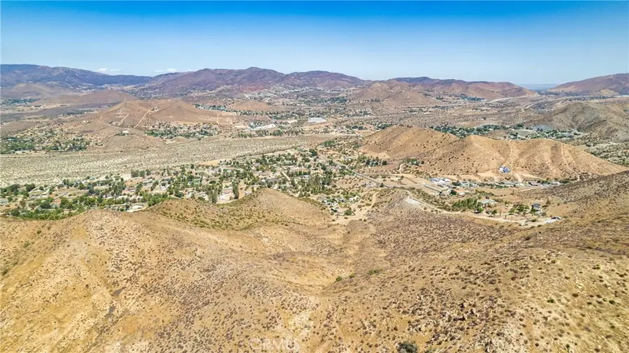 6 Vic Calmgarden Road, Acton, CA 93510 - #2