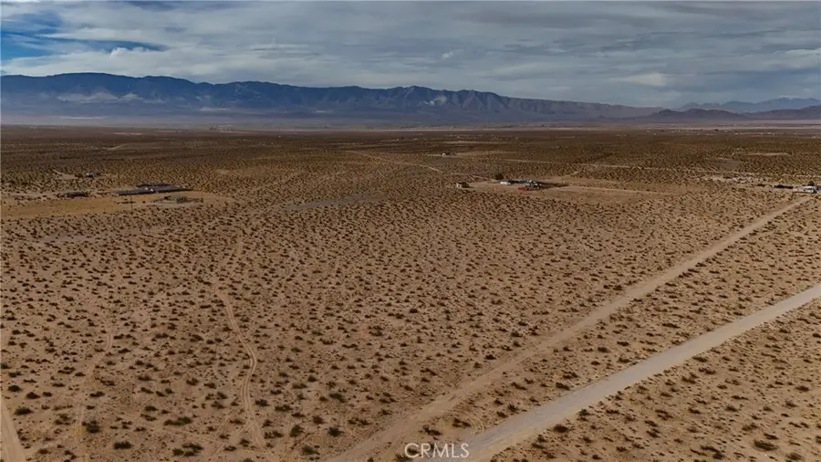 715 Northside Road, Lucerne Valley, CA 92356 - Image #3