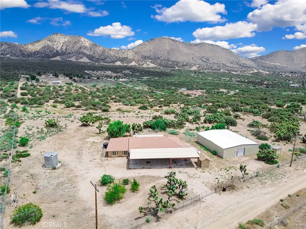 4426 Oil Well Road, Phelan, CA 92371 - #1