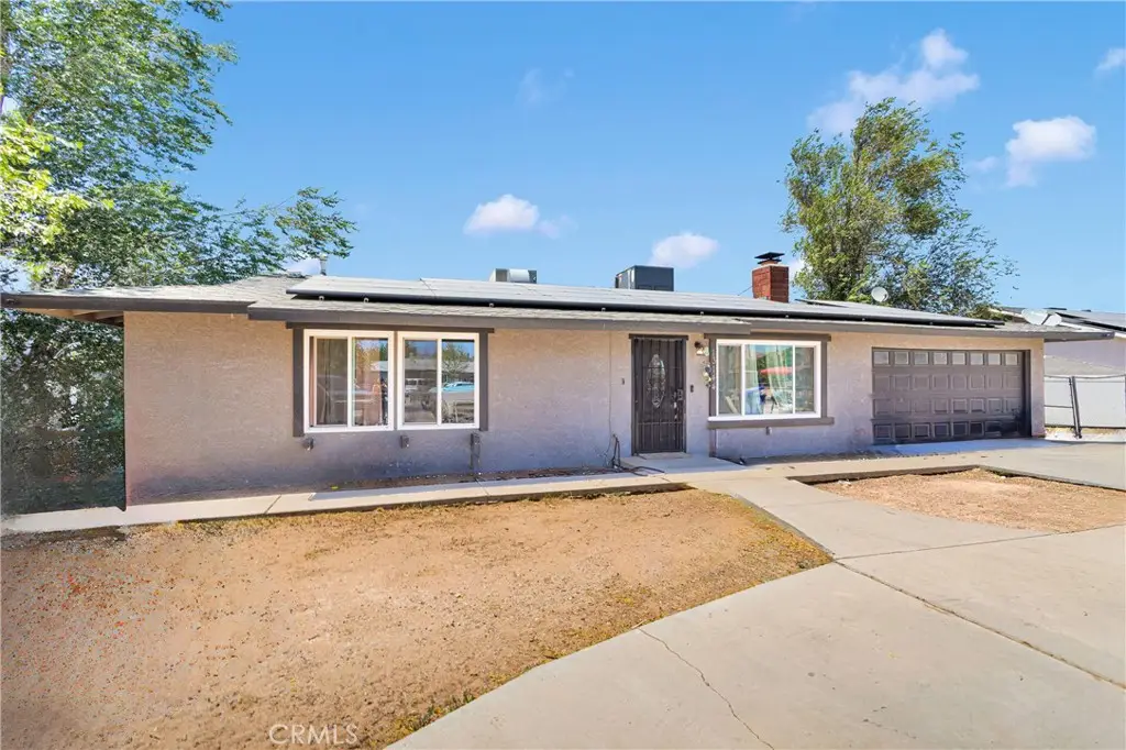 13144 Algonquin Road, Apple Valley, CA 92308 - Image #1