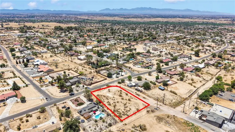 18924 Symeron Road, Apple Valley, CA 92307 - Image #2