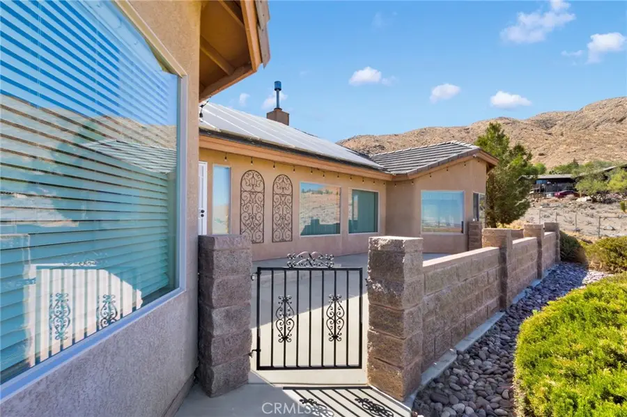 22255 Minto Court, Apple Valley, CA 92308 - Image #2