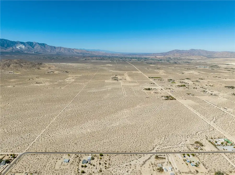 768 Visalia Avenue, Lucerne Valley, CA 92356 - #3