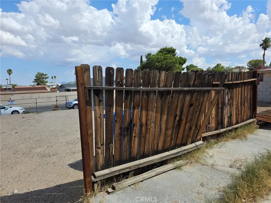 1020 Monterey Avenue, Barstow, CA 92311 - Image #2