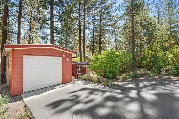 1498 Oriole Road, Wrightwood, CA 92397