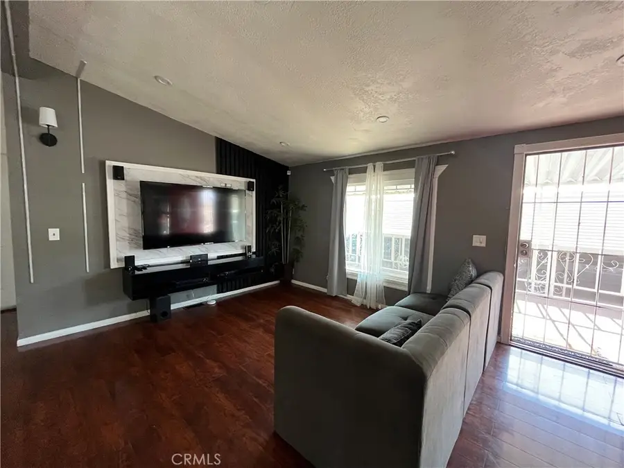 20683 Waalew Road #B5, Apple Valley, CA 92307 - Image #2