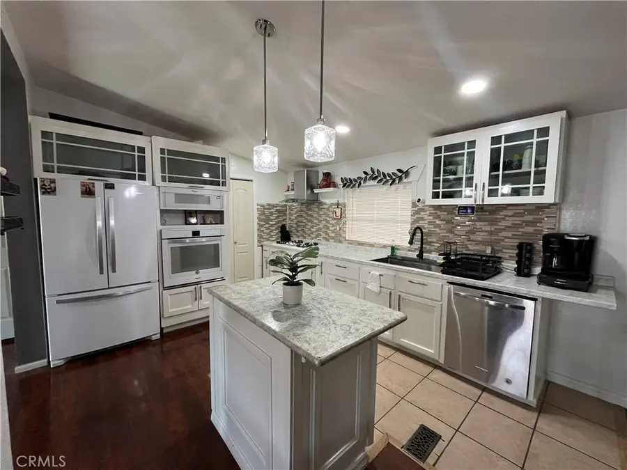20683 Waalew Road #B5, Apple Valley, CA 92307 - Image #3