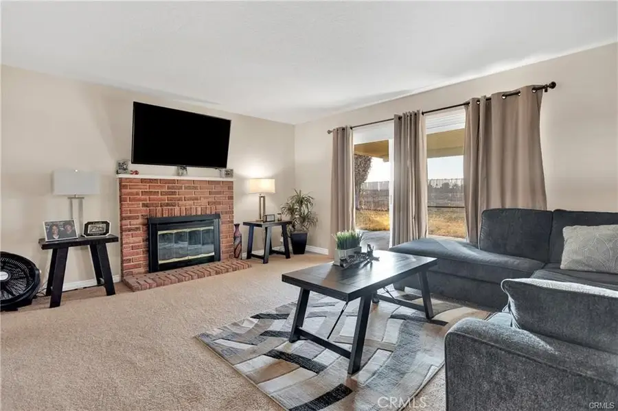 15084 Condor Road, Victorville, CA 92394 - Image #3