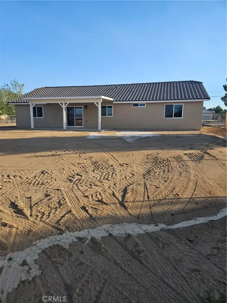 18994 Vine Street, Hesperia, CA 92345 - #2