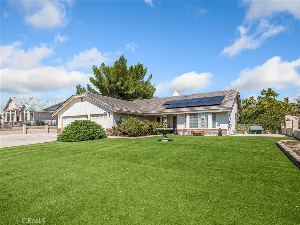 18668 Kamana Road, Apple Valley, CA 92307 - Image #1