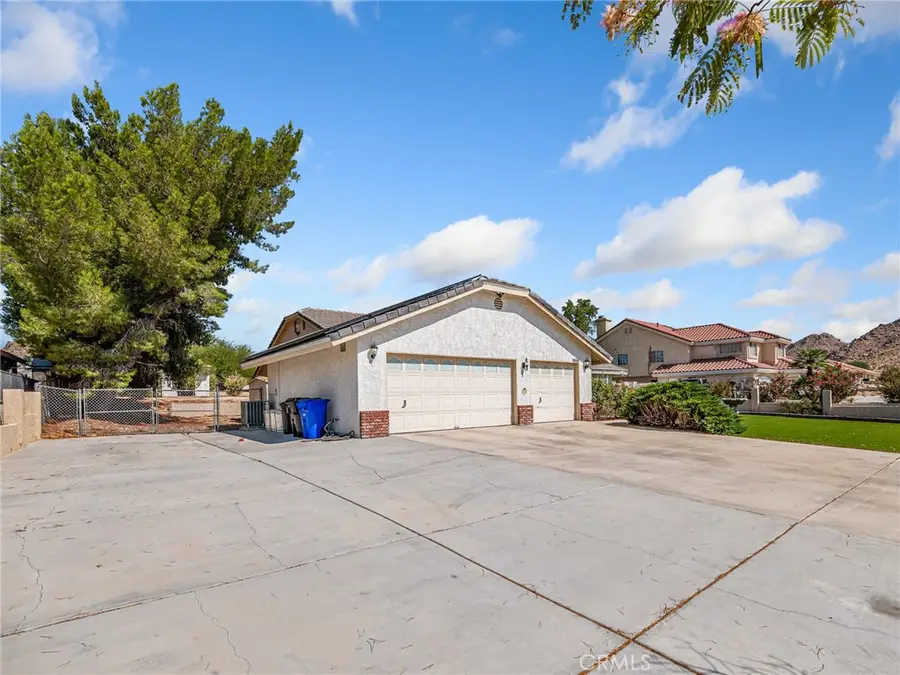 18668 Kamana Road, Apple Valley, CA 92307 - Image #3