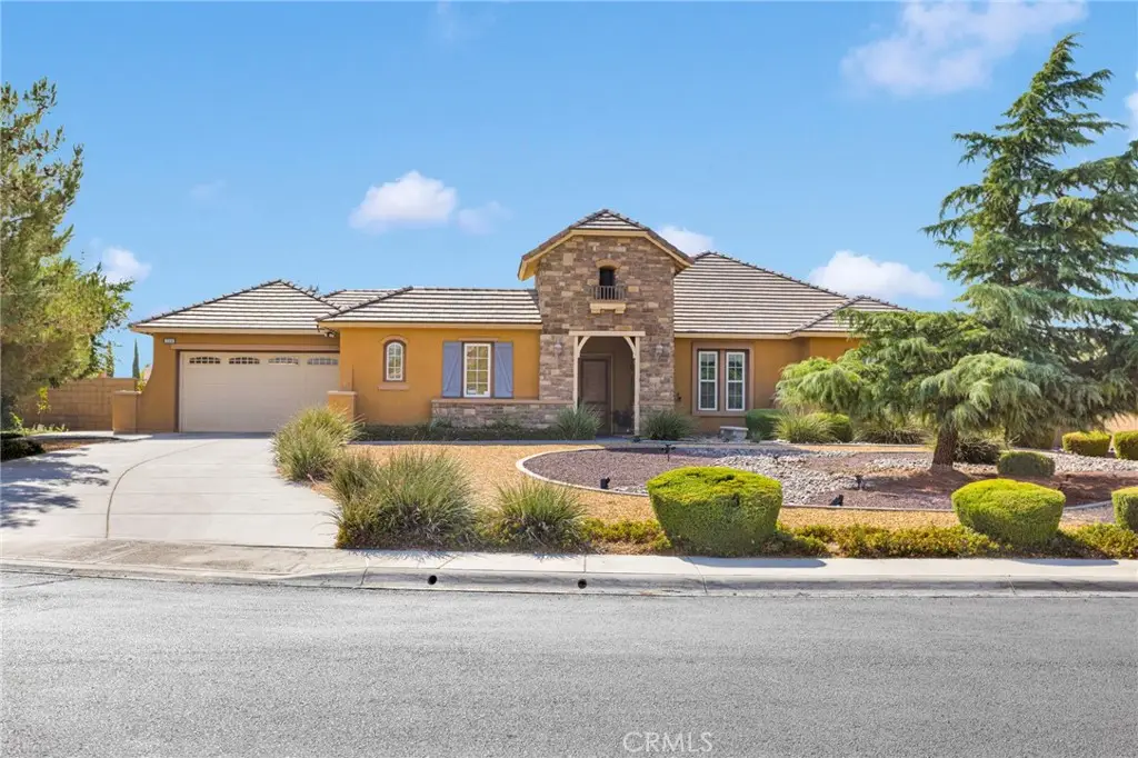 12916 Hyperion Lane, Apple Valley, CA 92308 - Image #1