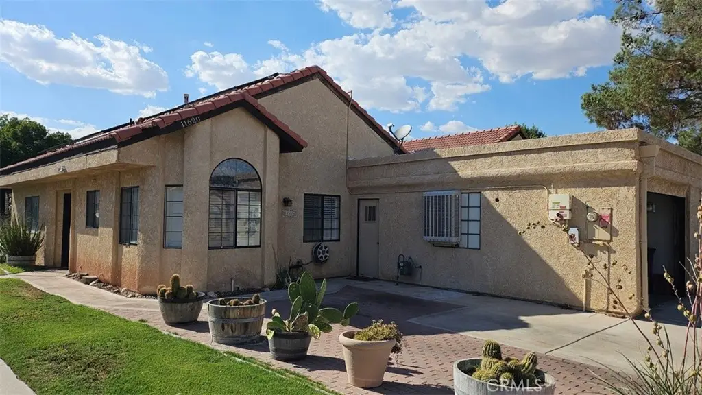 11620 Locust Lane, Apple Valley, CA 92308 - Image #1
