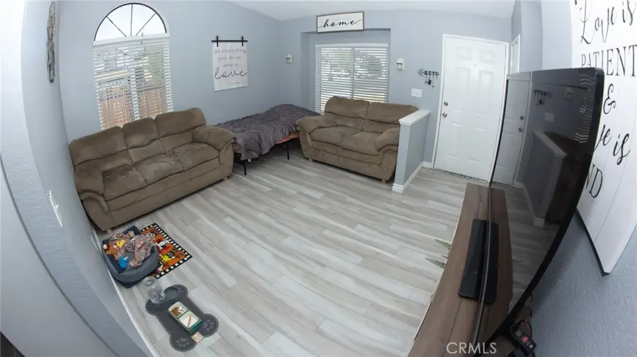 12452 Mount Baldy Dr, Victorville, CA 92392 - Image #2