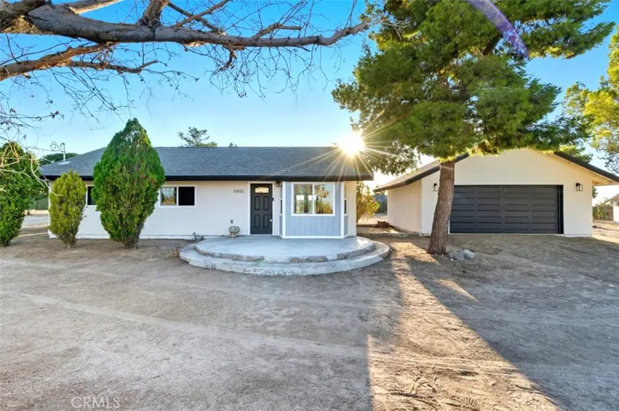 11832 Valle Vista Road, Phelan, CA 92371 - Image #2