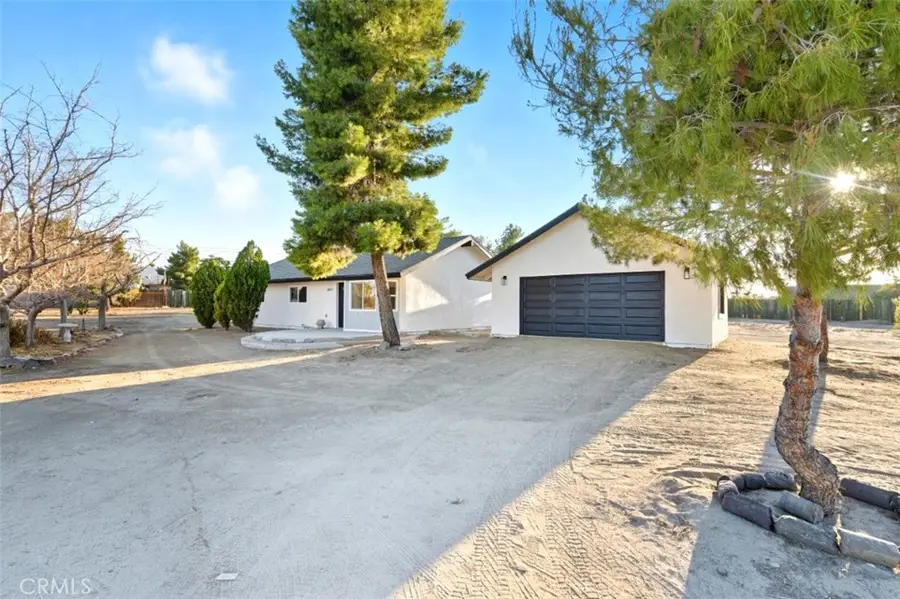 11832 Valle Vista Road, Phelan, CA 92371 - Image #3