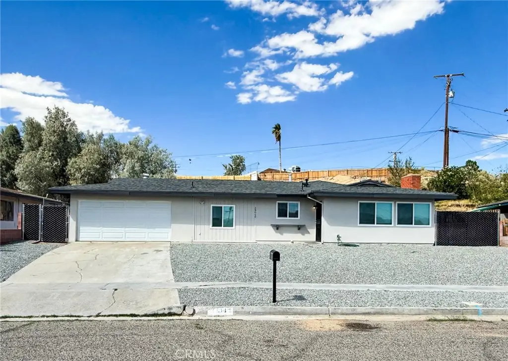 29040 Gabilan, Barstow, CA 92311 - #1