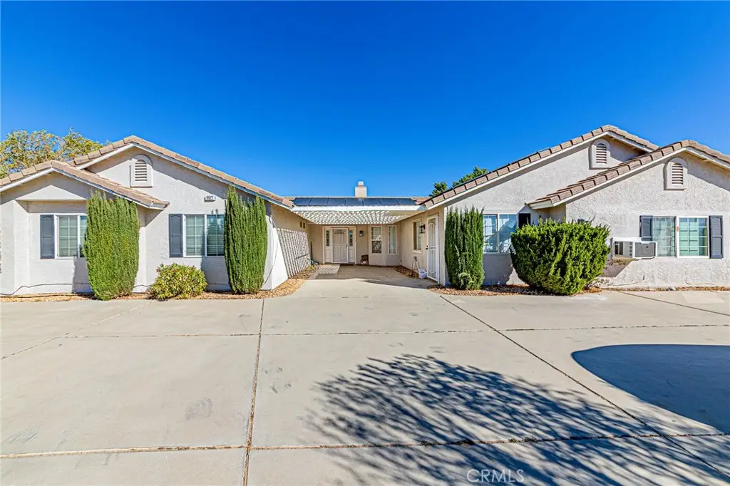9922 Phelan Road, Oak Hills, CA 92344 - Image #1