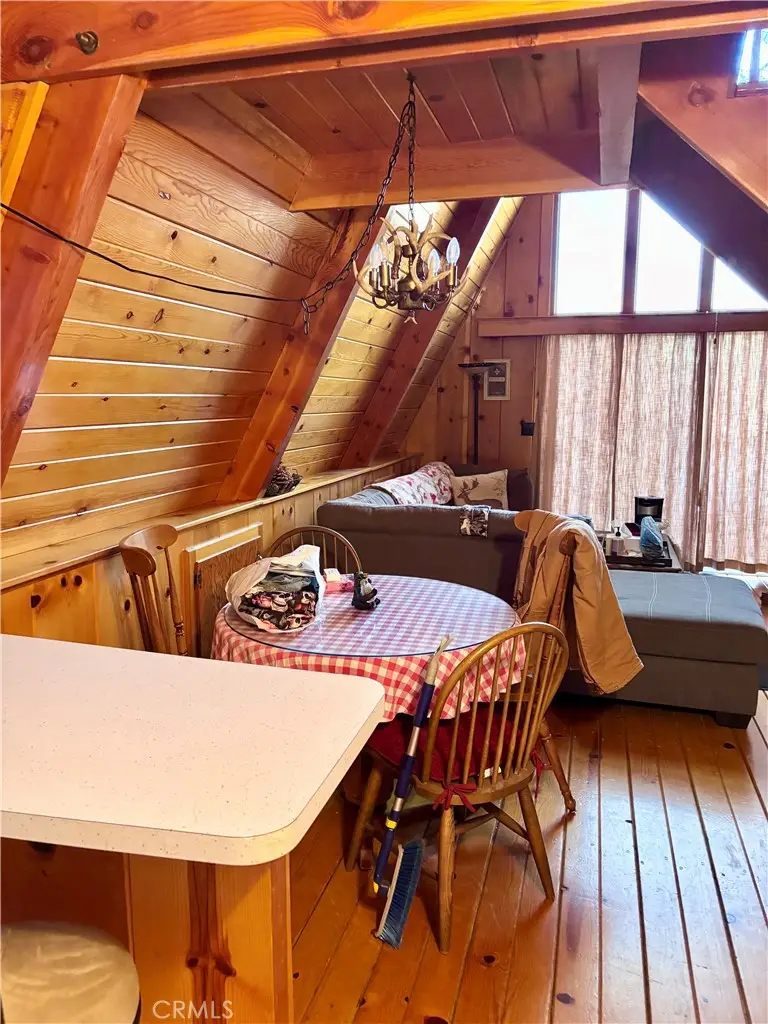 1825 Thrush, Wrightwood, CA 92397 - Image #3