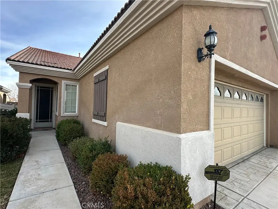 10273 Wascana Lane, Apple Valley, CA 92308 - Image #3