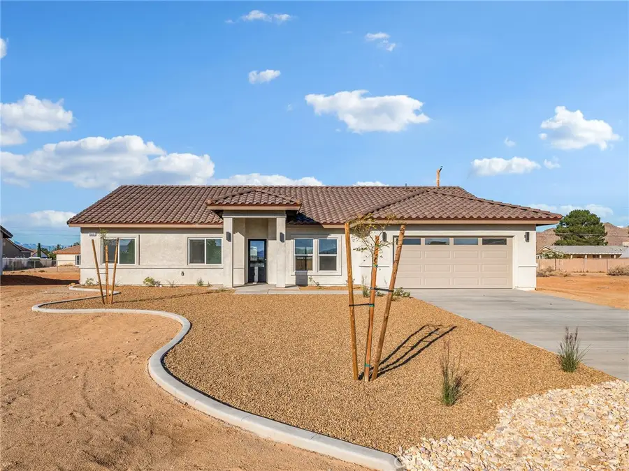 15605 Dale Evans Parkway, Apple Valley, CA 92307 - Image #2