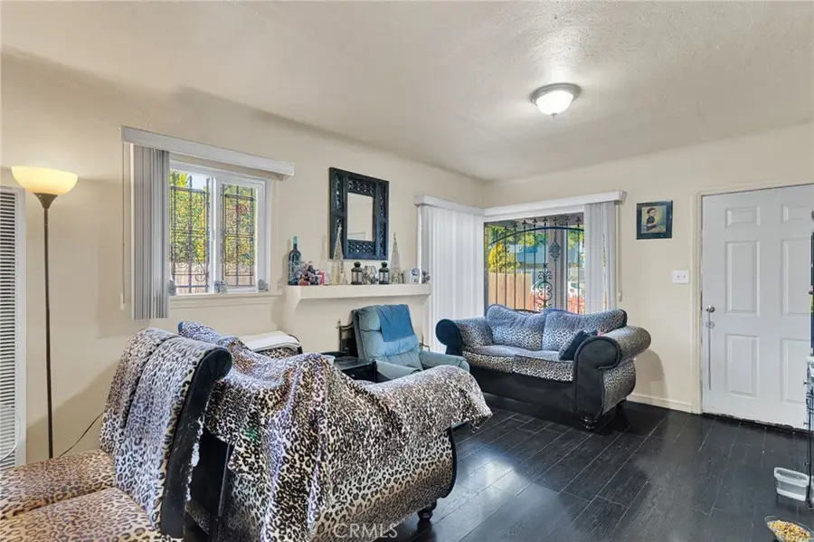 130 E 107th, Los Angeles, CA 90003 - #3